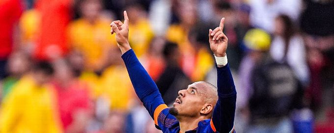 Euro 2024: Malen double helps Netherlands beat Romania