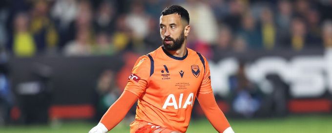 Izzo exits Melbourne Victory, Iredale joins AaB, Rojas returns to Phoenix
