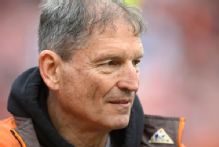 Bernie Kosar says he will receive a liver transplant Monday