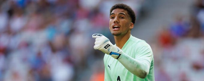 Phoenix raise concerns over Paulsen's Auckland move