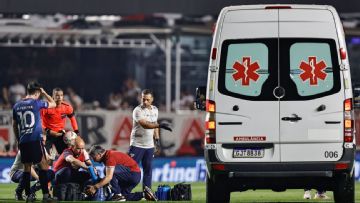 Uruguay suspends league over Nacional Izquierdo's health