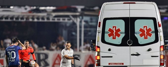 Nacional's Izquierdo hospitalized after collapsing during Libertadores match