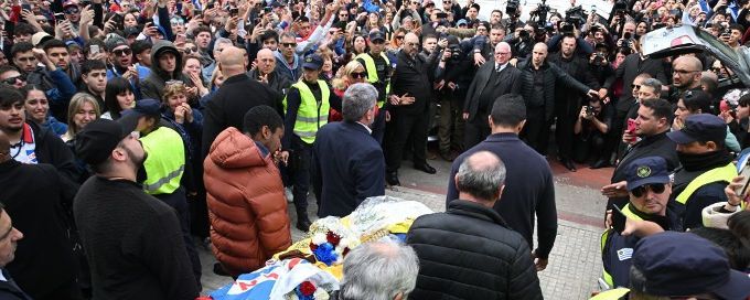 Uruguayan soccer player Juan Izquierdo honored by thousands at wake