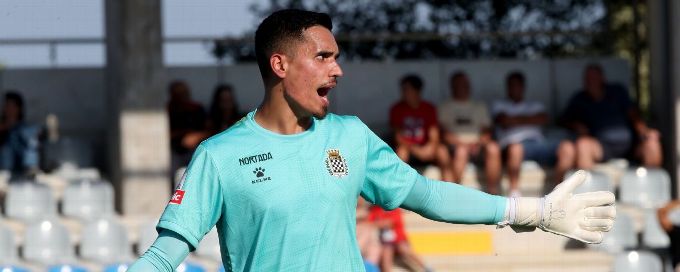Boavista's 2 senior keepers tear ACLs in same training session