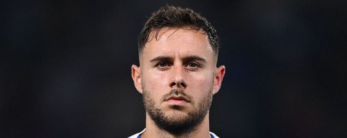 England and Greece pay tribute to George Baldock