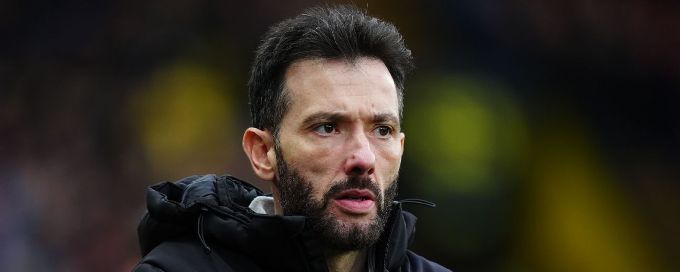 Valencia hire Carlos Corberan from West Brom amid relegation fears
