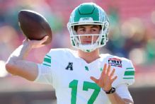 North Texas' Mestemaker passes for school-record 608 yards