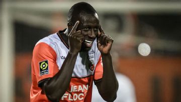 Former Man City defender Benjamin Mendy signs for FC Zürich