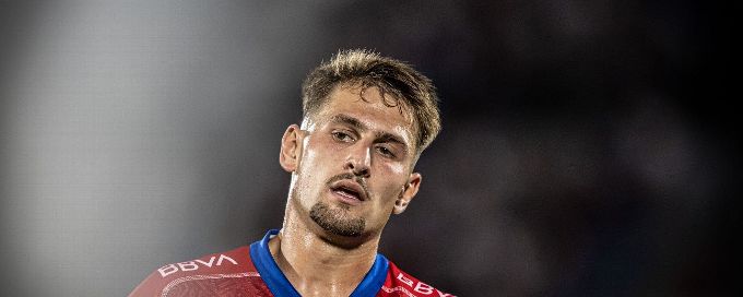 Union acquire Nacional's Bruno Damiani in club-record deal