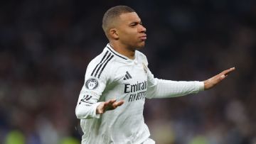 Real Madrid's Kylian Mbappé visits his struggling Caen side on day off