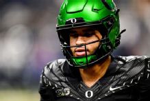 Oregon QB Dante Moore reveals struggles with mental health