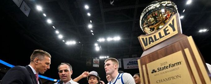 Iowa hires Drake's Ben McCollum as men's basketball coach