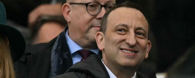 Brighton owner Tony Bloom buys stake in Melbourne Victory