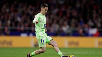 Transfer rumors, news: Chelsea eye Barcelona's Casadó for midfield role