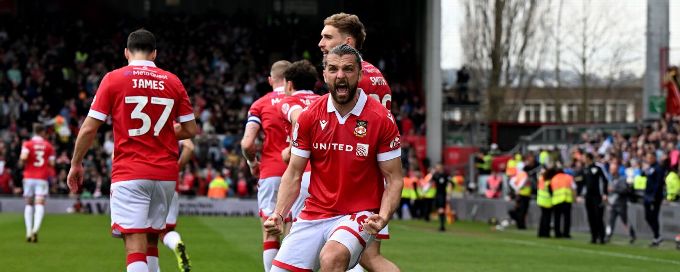 Wrexham edge Stockport to boost promotion hopes with 1-0 win