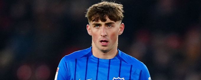 Australia's eyes on Portsmouth's Championship relegation battle