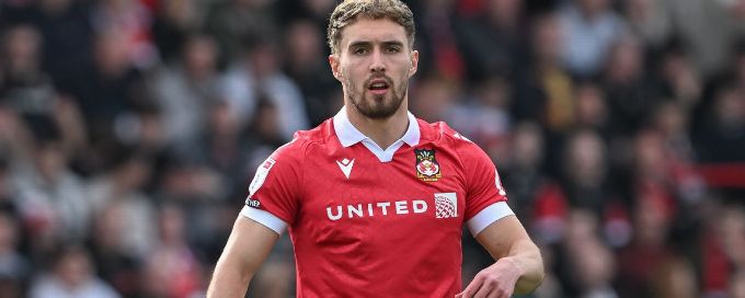 Sam Smith rescues Wrexham point vs. Cambridge but promotion boost missed