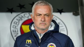 José Mourinho exits Fenerbahce six games into season