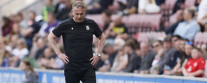 League One promotion picture narrows as Wrexham draw, Wycombe win