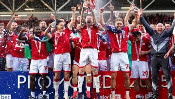 Wrexham snubbed at PFA Awards despite successive promotions