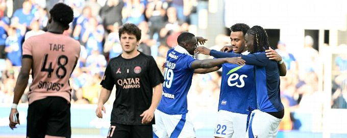 Much-changed PSG lose at Strasbourg as title hangover continues