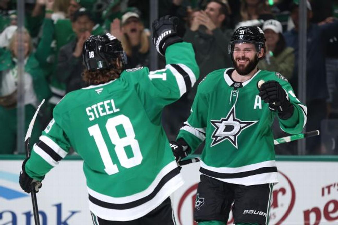 Tyler Seguin scored two goals in the Stars 6-3 win.