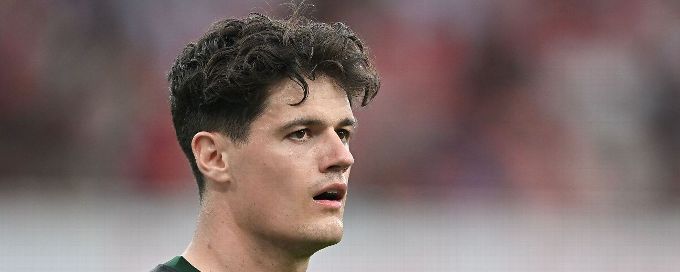 Arsenal in transfer talks for Brentford's Christian Nørgaard