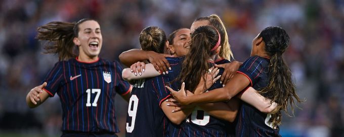 Lavelle, Thompson lead way as USWNT cruises past Ireland