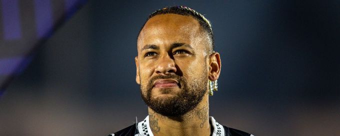 Neymar reasons with upset Santos fans at training ground