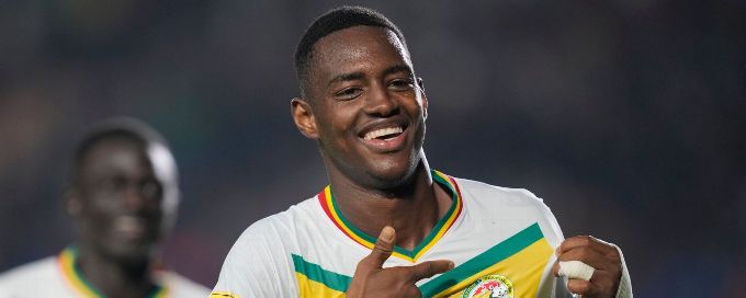 Transfer rumors, news: Liverpool eyeing young striker Gueye