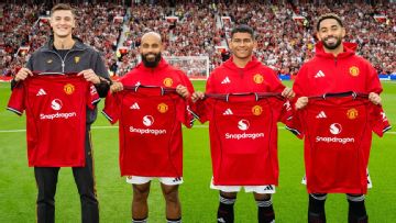Man United net debt breaks $1bn after active summer window