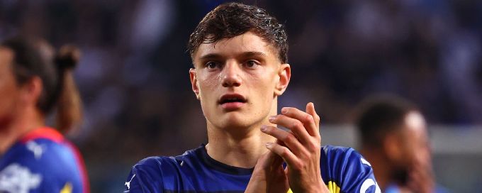 Transfer rumors, news: Liverpool agree deal with defender Leoni