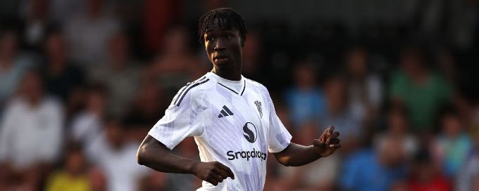 Man United U21 game abandoned over injury to Sékou Koné