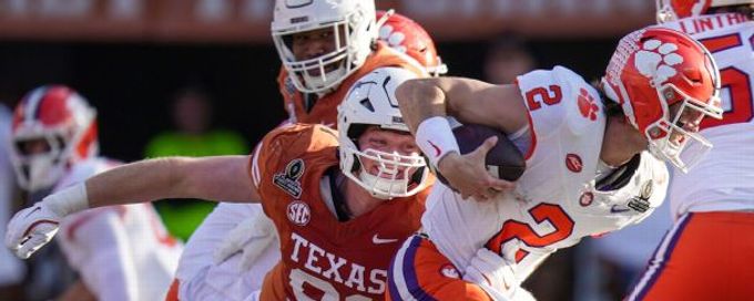 2025 preseason College Football Playoff, bowl projections