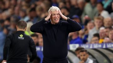 Moyes laments 'poor' start for refs in Everton loss to Leeds