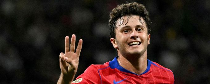 João Neves fires spectacular hat trick in wild 6-3 PSG win