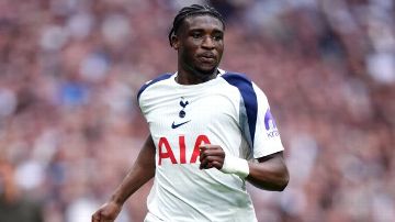 Everton vs Tottenham: Kick-off time, how to watch, team news