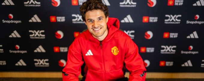 Goalkeeper Senne Lammens joins Man United from Antwerp
