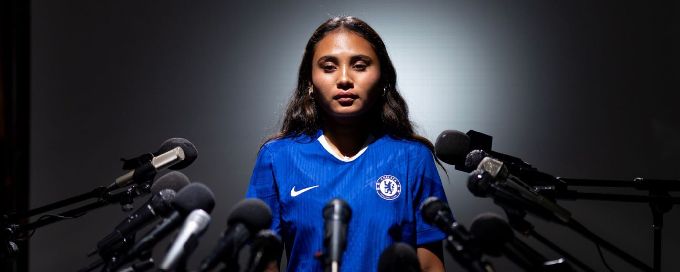 Why are USWNT players leaving the NWSL for Europe?