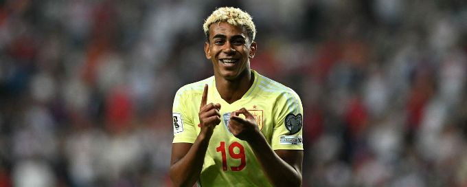 Barcelona's Lamine Yamal confirms return from injury: 'I'm back!'