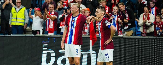 Erling Haaland scores 5 as Norway keep pressure on Italy