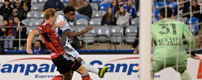 Parker, Choupo-Moting score as Red Bulls beat Montreal 2-0