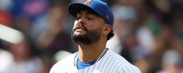 Fading Mets slump into wild-card tie with Reds