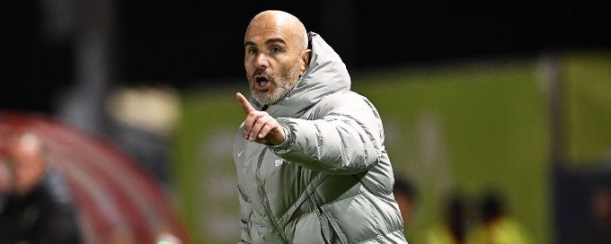 Maresca treats Chelsea players 'same way' as children amid red card run
