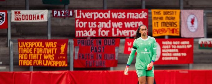 Liverpool pay tribute to Matt Beard on return to WSL action
