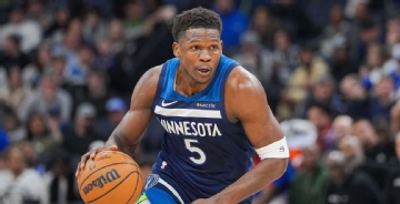Sources: Wolves star Edwards to miss 2 weeks