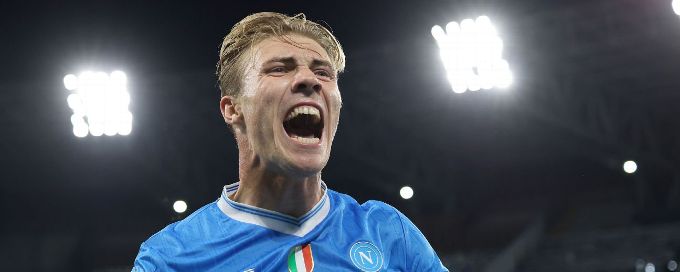 Højlund double fires Napoli to win over Sporting