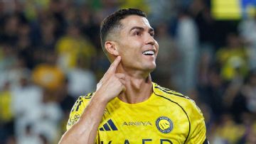Cristiano Ronaldo: Family ask me to stop, but I want 1,000 goals