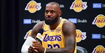 Source: Bettors allegedly given LeBron injury info