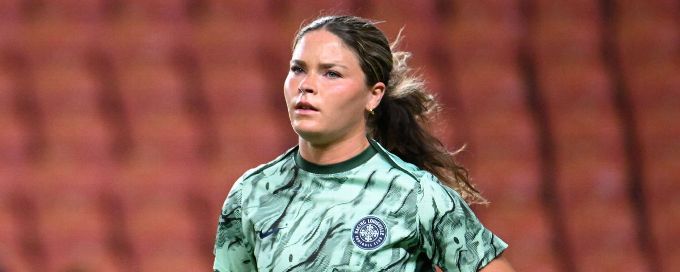 USWNT forward Emma Sears inks new Racing Louisville contract